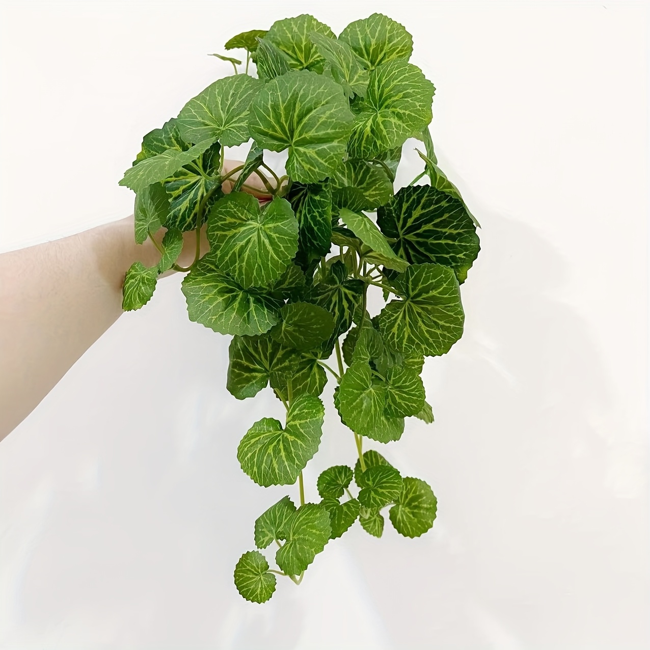 An artificial hanging vine pla - Bonsai Garden Indoor のレビューと価格